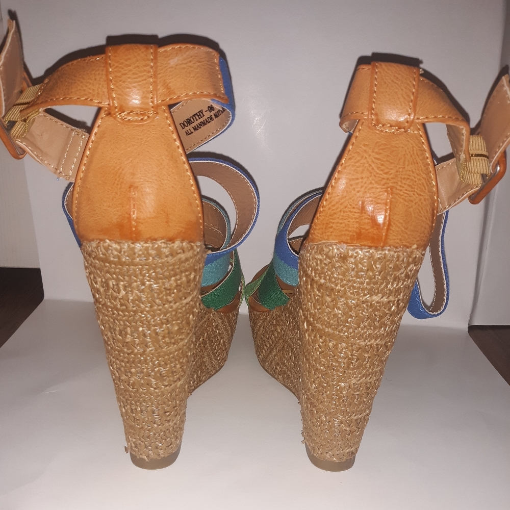 Bamboo Wedges - Picture 2 of 4